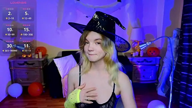 RosesKate online show from October 25, 2025, 4:44 am