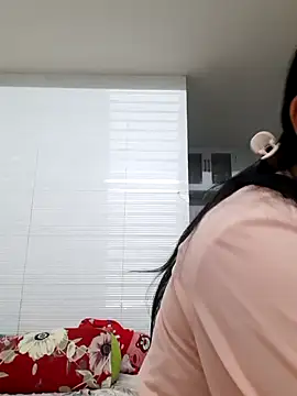 Snapshot of Minn-cute chatting on September 26, 2025, 12:34 pm Minn-cute online show from September 26, 2025, 12:34 pm