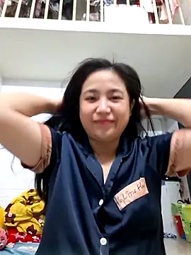 Minn-cute online show from November 4, 2025, 2:59 am