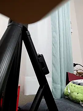 Snapshot of Mer78 chatting on October 23, 2025, 3:54 pm Mer78 online show from October 23, 2025, 3:54 pm