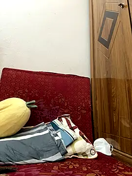 Snapshot of July-Asian chatting on October 10, 2025, 1:01 pm July-Asian online show from October 10, 2025, 1:01 pm