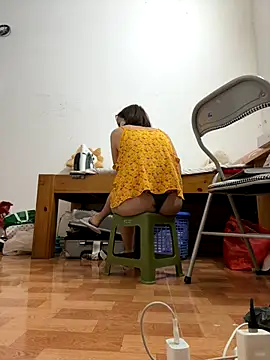 July-Asian online show from November 5, 2025, 11:52 pm