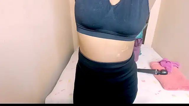 Snapshot of Toxicfantasy4u chatting on February 23, 2026, 12:39 pm Toxicfantasy4u online show from February 23, 2026, 12:39 pm