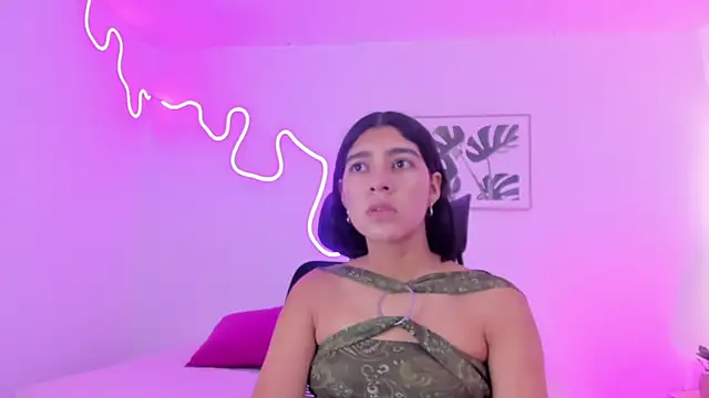 Snapshot of Cherrydollxx chatting on October 24, 2025, 11:53 am Cherrydollxx online show from October 24, 2025, 11:53 am