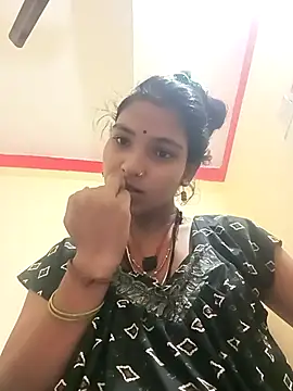 Snapshot of Aapki_Chahat0143 chatting on October 27, 2025, 3:35 pm Aapki Chahat0143 online show from October 27, 2025, 3:35 pm