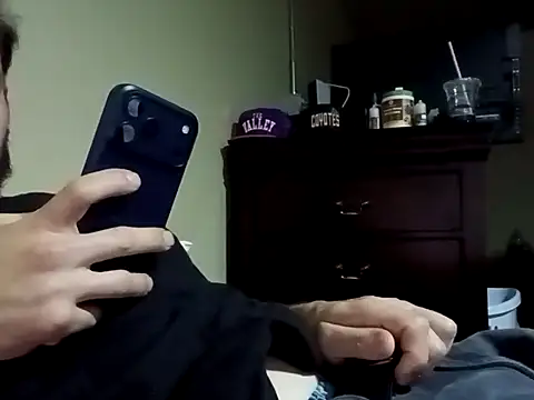 Snapshot of StirringFraction chatting on November 4, 2025, 6:28 am StirringFraction online show from November 4, 2025, 6:28 am