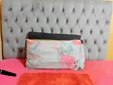 BustyBoobs97 online show from September 22, 2025, 10:27 pm