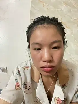 QueenLink online show from September 21, 2025, 6:24 pm