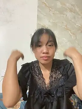 QueenLink online show from September 25, 2025, 5:41 pm