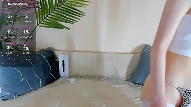 Snapshot of BlackyLii chatting on October 11, 2025, 1:28 am BlackyLii online show from October 11, 2025, 1:28 am