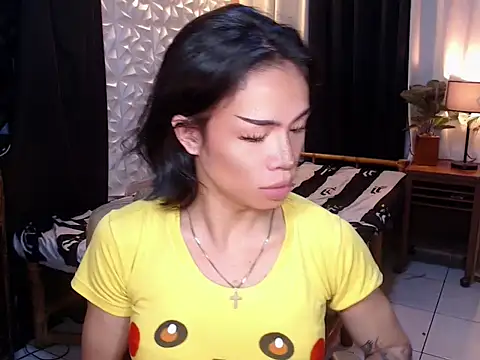 Snapshot of WILDROXIE chatting on October 3, 2025, 11:06 pm WILDROXIE online show from October 3, 2025, 11:06 pm