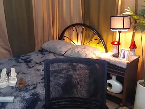 Snapshot of WILDROXIE chatting on September 29, 2025, 11:10 pm WILDROXIE online show from September 29, 2025, 11:10 pm