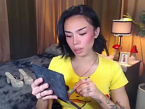 Snapshot of WILDROXIE chatting on September 23, 2025, 11:12 pm WILDROXIE online show from September 23, 2025, 11:12 pm