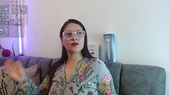 Alana steel 1 online show from April 13, 2026, 7:29 pm