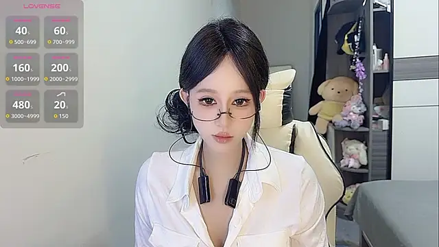 Snapshot of coco_coco_cc chatting on September 16, 2025, 12:33 am coco coco cc online show from September 16, 2025, 12:33 am