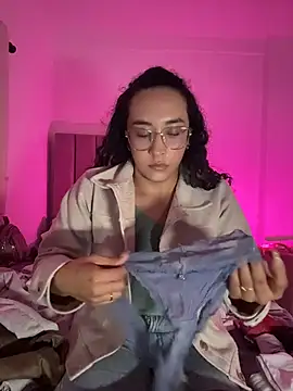 alehia cute online show from May 29, 2026, 12:38 am