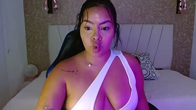 Snapshot of Amaranta_carey chatting on October 10, 2025, 11:27 pm Amaranta carey online show from October 10, 2025, 11:27 pm