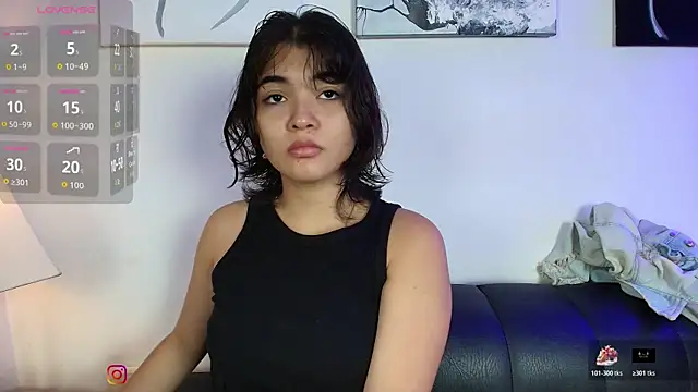 Snapshot of Zoe_wang chatting on October 28, 2025, 12:37 pm Zoe wang online show from October 28, 2025, 12:37 pm