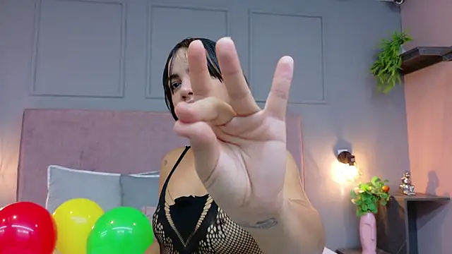 Snapshot of Camila_Hill_ chatting on October 4, 2025, 4:08 pm Camila Hill  online show from October 4, 2025, 4:08 pm