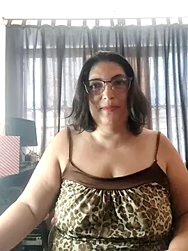 Snapshot of lina_maria99 chatting on October 14, 2025, 8:42 pm lina maria99 online show from October 14, 2025, 8:42 pm