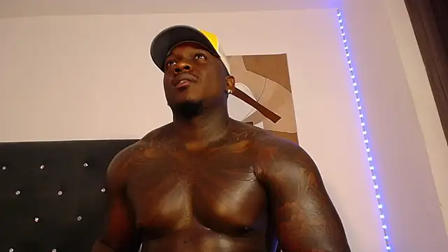 Snapshot of JoshMorri chatting on November 15, 2025, 12:03 am JoshMorri online show from November 15, 2025, 12:03 am