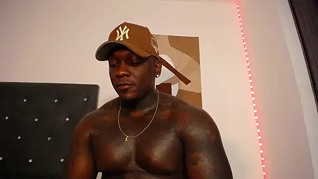 Snapshot of JoshMorri chatting on November 3, 2025, 7:46 am JoshMorri online show from November 3, 2025, 7:46 am