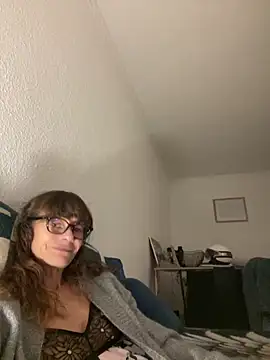 Chris06d22xh online show from September 28, 2025, 6:04 pm