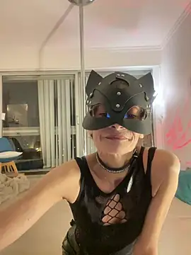 Snapshot of Chris06d22@xh chatting on February 3, 2026, 9:09 pm Chris06d22xh online show from February 3, 2026, 9:09 pm