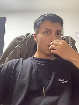 Milan Bach online show from March 31, 2026, 5:53 am