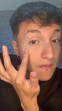 Milan Bach online show from April 18, 2026, 5:32 am