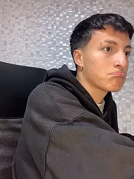 Milan Bach online show from April 14, 2026, 5:01 am