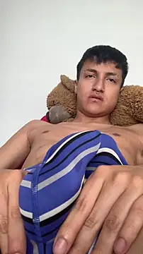 Milan Bach online show from April 6, 2026, 8:10 pm