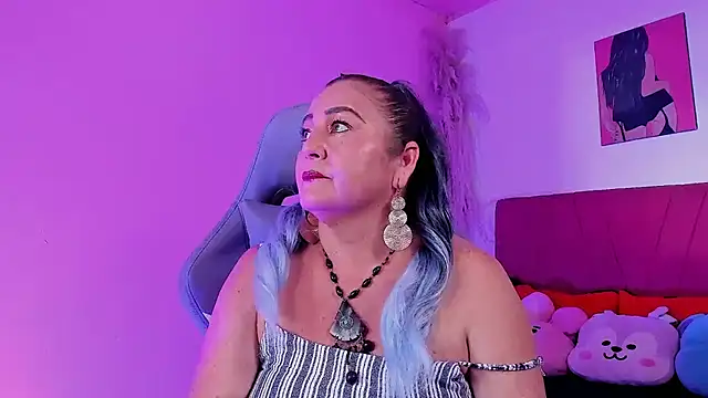 Snapshot of PalomaLombardi chatting on February 7, 2026, 8:17 pm PalomaLombardi online show from February 7, 2026, 8:17 pm