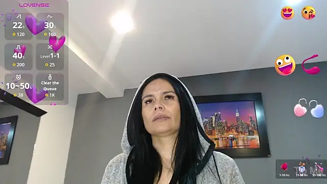 Snapshot of CharlotteCottin chatting on September 25, 2025, 11:16 am CharlotteCottin online show from September 25, 2025, 11:16 am