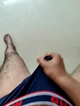 Snapshot of Size_x@xh chatting on February 9, 2026, 7:06 am Size xxh online show from February 9, 2026, 7:06 am