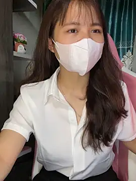 Snapshot of Hana-44 chatting on February 13, 2026, 2:11 am Hana-44 online show from February 13, 2026, 2:11 am