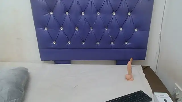 Snapshot of Darkbeauty6 chatting on October 19, 2025, 10:51 am Darkbeauty6 online show from October 19, 2025, 10:51 am