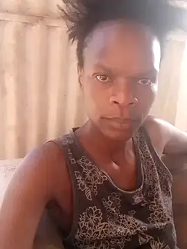 Snapshot of Darkbeauty6 chatting on October 8, 2025, 11:12 am Darkbeauty6 online show from October 8, 2025, 11:12 am