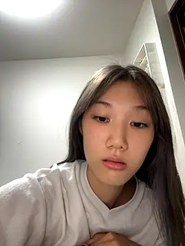 Yua h02 online show from September 16, 2025, 4:24 am