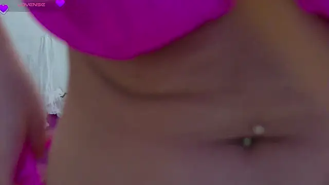 Snapshot of KandyCosse chatting on October 27, 2025, 6:58 am KandyCosse online show from October 27, 2025, 6:58 am