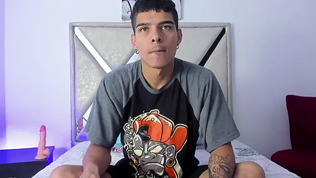 wyatt 3 online show from November 28, 2025, 12:05 pm