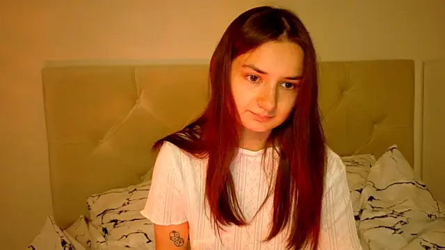 Snapshot of Lelia_Vibe chatting on October 25, 2025, 3:12 pm Lelia Vibe online show from October 25, 2025, 3:12 pm