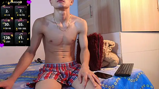 Snapshot of HARVEY_HARDMAN chatting on September 19, 2025, 9:08 pm HARVEY HARDMAN online show from September 19, 2025, 9:08 pm