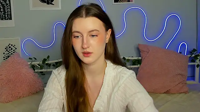 MissFoxy Ti online show from December 15, 2025, 1:33 am