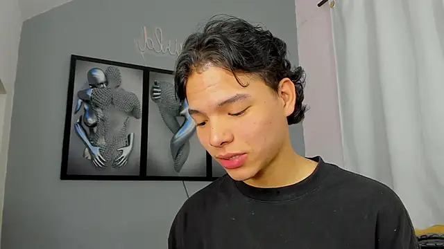 Snapshot of camillo_virgil chatting on October 24, 2025, 10:58 am camillo virgil online show from October 24, 2025, 10:58 am