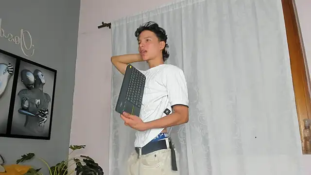 camillo virgil online show from November 28, 2025, 10:48 am