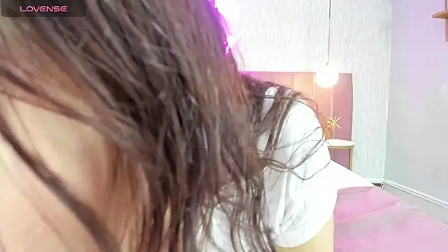 Snapshot of HANNA_BASTIAN_VC chatting on November 12, 2025, 2:26 am HANNA BASTIAN VC online show from November 12, 2025, 2:26 am