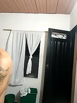 Snapshot of hoteder chatting on September 21, 2025, 11:32 pm hoteder online show from September 21, 2025, 11:32 pm