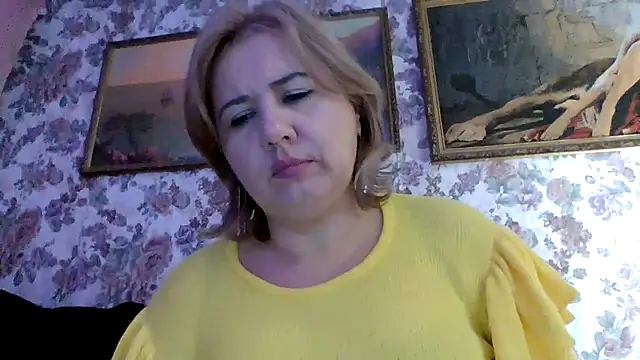 Snapshot of LustyyX chatting on September 19, 2025, 12:31 pm LustyyX online show from September 19, 2025, 12:31 pm