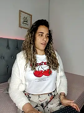 Miss-Melina online show from October 18, 2025, 10:01 pm